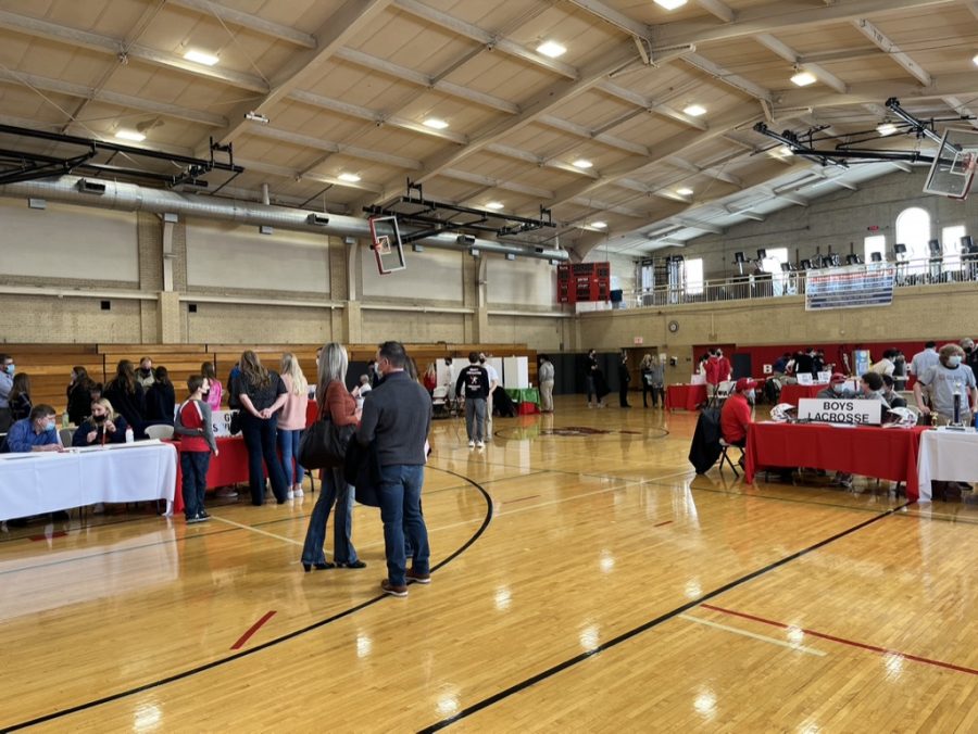 Benet Academys Open House also included a club fair, half of which took place in the Alumni Gym. 