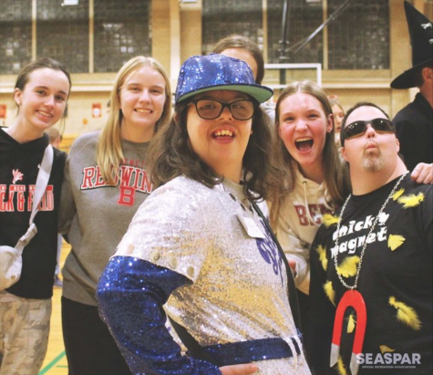 Benet Academy students and SEASPAR guests danced the night away at the annual Boo Bash. 