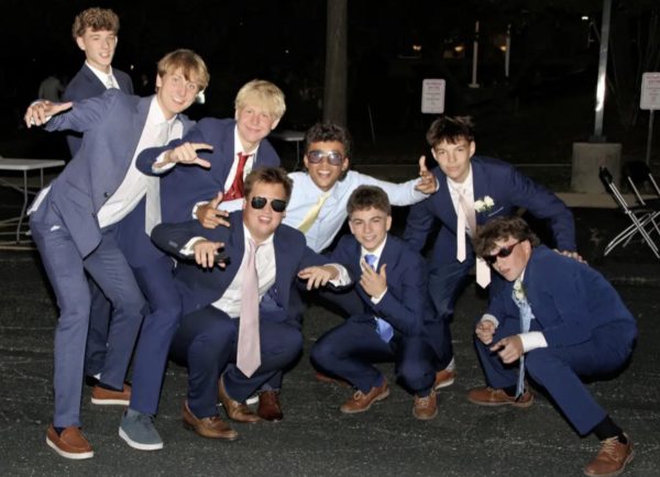 Benet Dances the Night Away at Hoco 2026